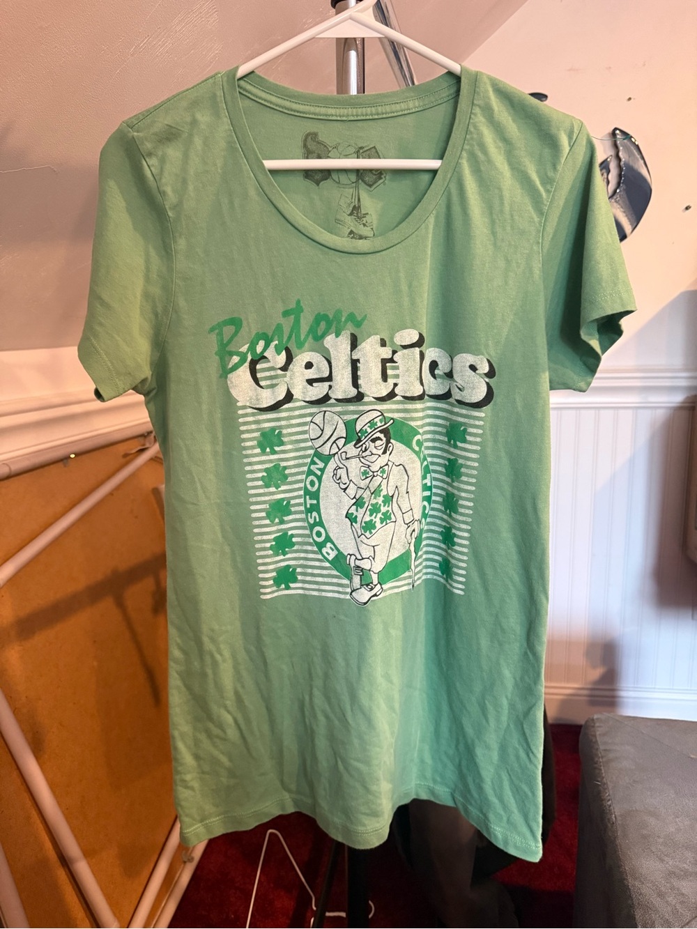 Boston Celtics Short Sleeve Graphic Tee - Light Green